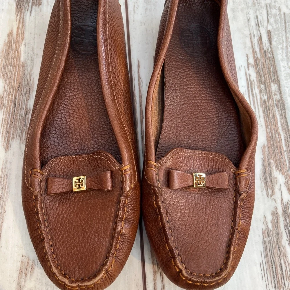 Tory Burch Ludlow Brown Pebbled Leather Driving Loafers - Size 8.5 - Picture 14 of 16